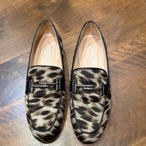 Tod's Brown Leopard Print Loafers